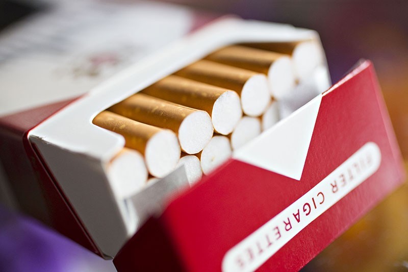 A packet of cigarettes. / Photo: Getty.